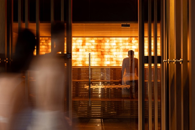 The experience begins with four different sauna offerings, which draw on the materials, scents and textures of the local area and evoke the traditional bathing experiences of Ngāti Whakaue.