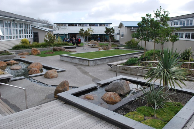 Tranquil Garden, Rangitoto College by Jill Rice of Get Outside in association with Adams De La Mare, an NZILA Award of Distinction winner in the commercial, industrial and institutional category.