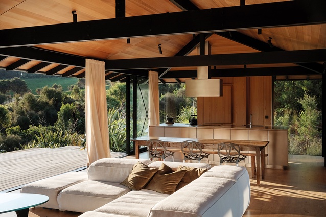 Winner - Sir Ian Athfield Award for Housing: Popadich House by Davor Popadich.