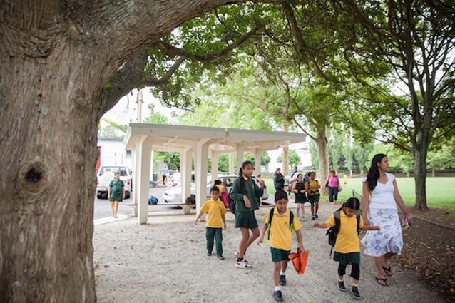 Situated side-by-side, the two new shelters at Onehunga Primary School – designed by Sam Wood and Yusef Patel – have been awarded the 2014 Bentley Student Design Award.
