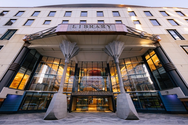 Shortlisted - Public Architecture: Te Matapihi ki te Ao Nui by Athfield Architects and Tihei in association.