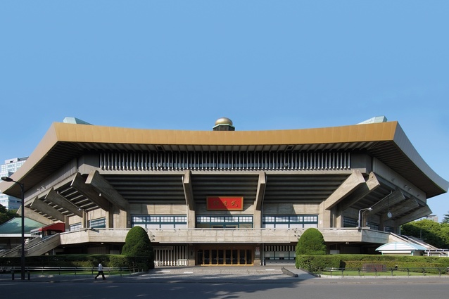 Built in 1964, the Nippon Budokan in Tokyo is roofed, accessible and integrated into the city.