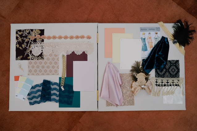 Tamzyn’s art focuses on complimentary textures and patterns, inspired by the 1920s and 30s.