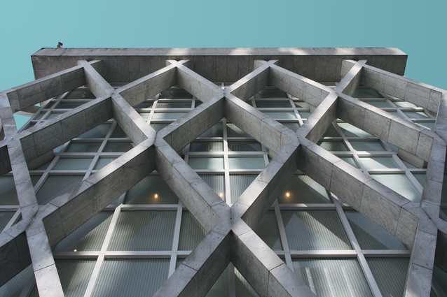 Centre Commercial Les Quatre Temps, in Paris' business district La Défense, showcases the modern use of concrete in reference to brutalist architecture.